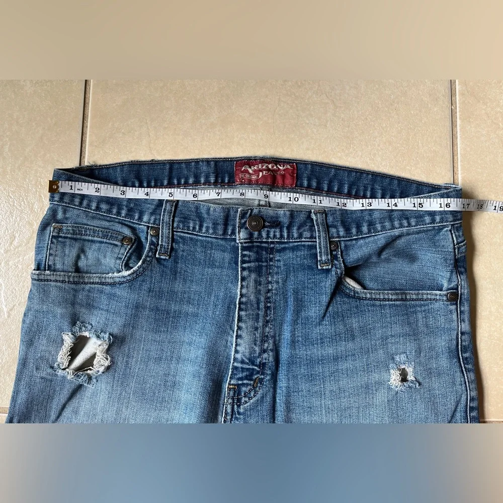 Vintage Arizona Men’s Jeans Bootcut Flare Denim Size 34x30 Mid Wash - Picture 8 of 15